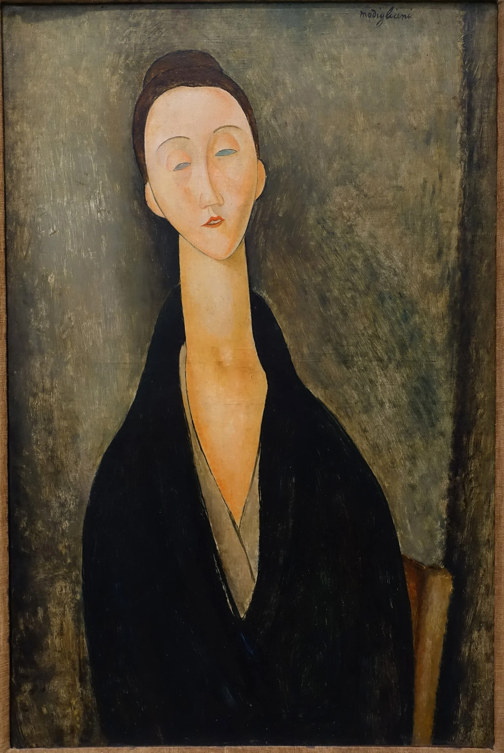 Retrato de Lunia Czechowska por Amedeo Modigliani, figura de cuello muy largo y ojos almendrados.